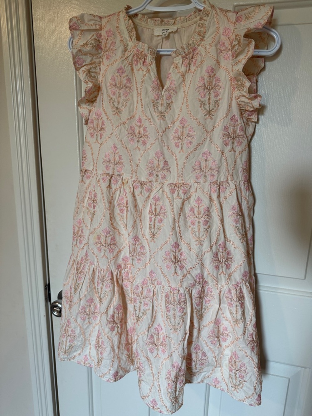 a Loves a girls Cream & Pink Floral Ruffled Sleeve Dress cross stitch Sz XL